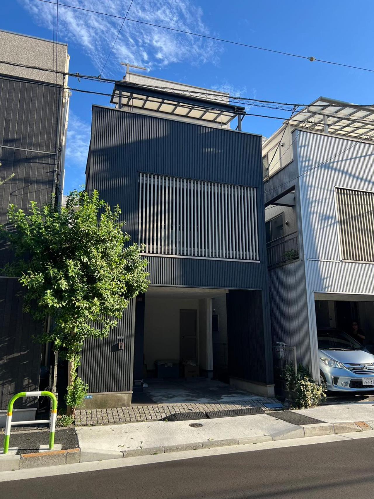 Aparthotel R-akabane House