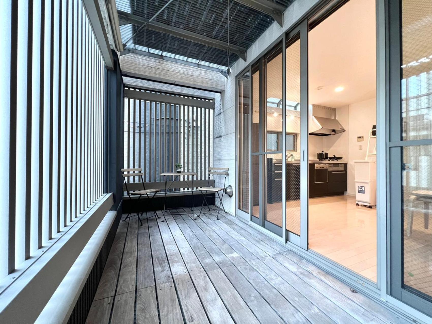 R-akabane House *